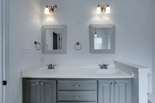 104 Bellevue Dr, Cleburne, TX 76033 - Photo 7