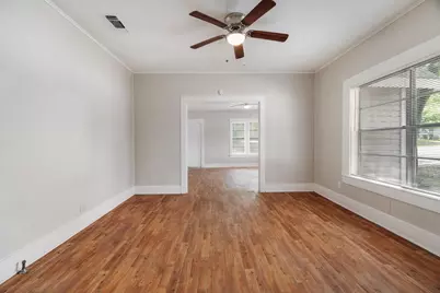 1358 Bonham, Paris, TX 75460 - Photo 7
