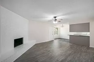 1417 Warren Ln, Fort Worth, TX 76112 - Photo 5