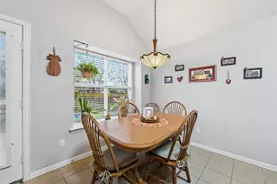 304 Briar Cove Cir, Red Oak, TX 75154 - Photo 17