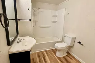 923 Guadalupe River Dr, Granbury, TX 76048 - Photo 27