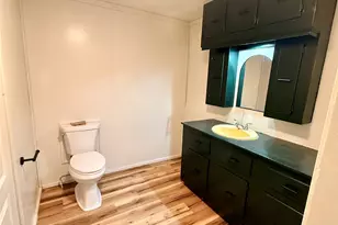 923 Guadalupe River Dr, Granbury, TX 76048 - Photo 21