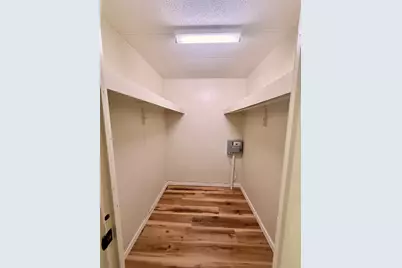 923 Guadalupe River Drive, Granbury, TX 76048 - Photo 23