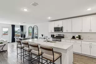 2728 Barton Spgs Dr, Denton, TX 76208 - Photo 3