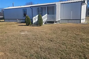 130 Trails End Cir, Millsap, TX 76066 - Photo 5