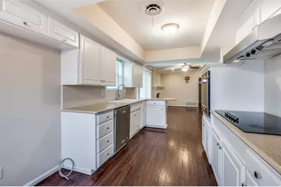 6113 Trail Lake Drive, Fort Worth, TX 76133 - Photo 11