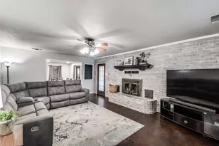 131 Cunningham Rd, Denton, TX 76208 - Photo 7