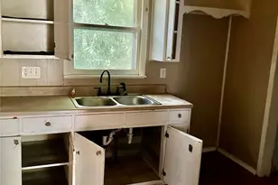 217 20th St SE, Paris, TX 75460 - Photo 5