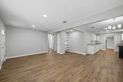 516 N Burdette Avenue, Sherman, TX 75090 - Photo 5