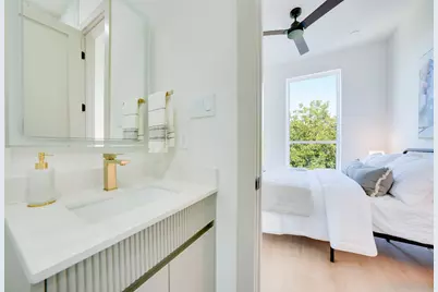 512 N Lancaster Street #10, Dallas, TX 75203 - Photo 25