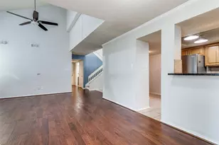 9416 Penny Ln, Irving, TX 75063 - Photo 7