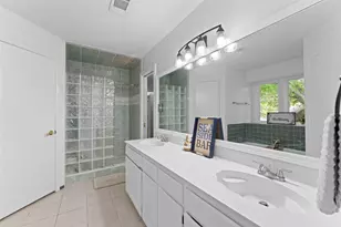 2705 Dover Gardens Dr, Arlington, TX 76017 - Photo 19