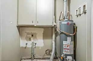 308 N Bailey Ave, Fort Worth, TX 76107 - Photo 15