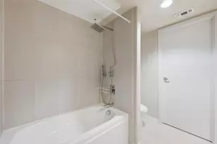 1100 W Trinity Mills Rd, Carrollton, TX 75006 - Photo 17