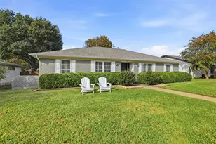 12121 Lochwood Blvd, Dallas, TX 75218 - Photo 1