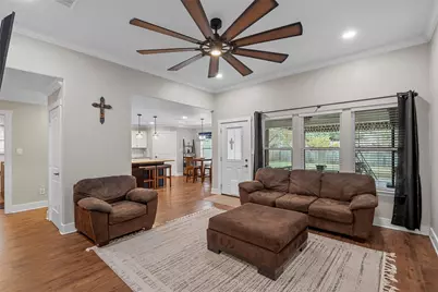 208 Ferguson Drive, Woodway, TX 76712 - Photo 5