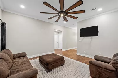 208 Ferguson Drive, Woodway, TX 76712 - Photo 7