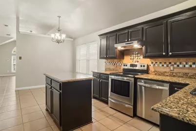 1067 Roundrock Drive, Saginaw, TX 76179 - Photo 9