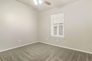 1067 Roundrock Dr, Saginaw, TX 76179 - Photo 13