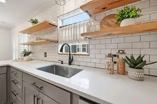 3816 Calmont Ave, Fort Worth, TX 76107 - Photo 17