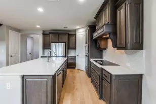 2525 Sandy Creek Ln, The Colony, TX 75056 - Photo 11