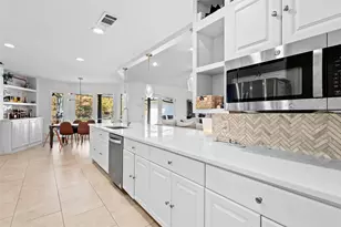 3707 Pallos Verdas Dr, Dallas, TX 75229 - Photo 9