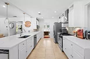 3707 Pallos Verdas Dr, Dallas, TX 75229 - Photo 7