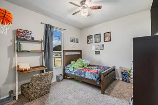 1035 Northern Oaks Ct, Springtown, TX 76082 - Photo 23