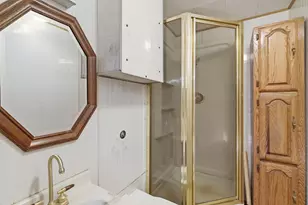 917 Carpenter St, Azle, TX 76020 - Photo 31