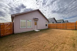 1033 Raintree Rd, Princeton, TX 75407 - Photo 5