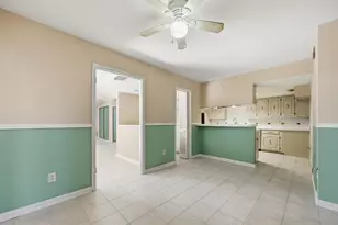 3213 Stonehenge Ln, Carrollton, TX 75006 - Photo 11