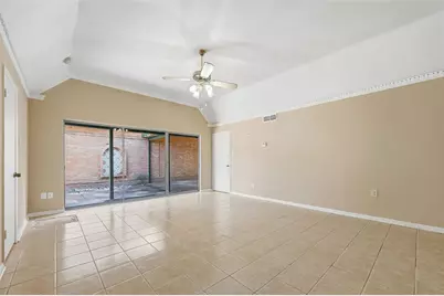 3213 Stonehenge Lane, Carrollton, TX 75006 - Photo 21