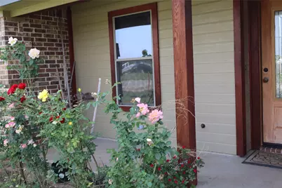 902 El Campo Drive, Rio Vista, TX 76093 - Photo 3