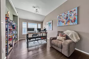 704 Dickerson Ln, Mansfield, TX 76063 - Photo 11