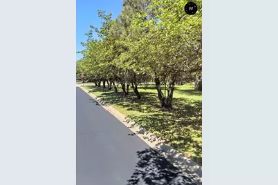 440 W Louella, Hurst, TX 76054 - Photo 5