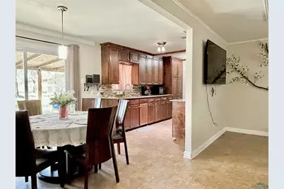 211 Paris Street, Longview, TX 75604 - Photo 7