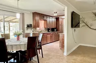 211 Paris St, Longview, TX 75604 - Photo 7