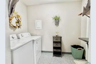211 Paris Street, Longview, TX 75604 - Photo 9