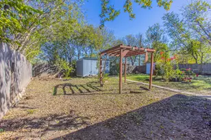 2618 S 24th St, Waco, TX 76706 - Photo 25