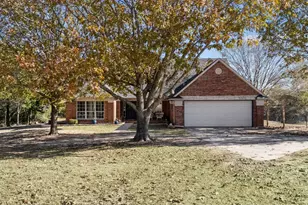 831 Union Hill Rd, Ennis, TX 75119 - Photo 9