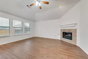 2875 Westover Dr, Grand Prairie, TX 75052 - Photo 9