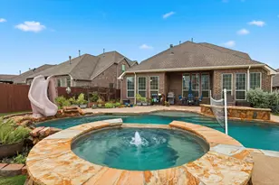 412 Dominion Dr, Euless, TX 76039 - Photo 11