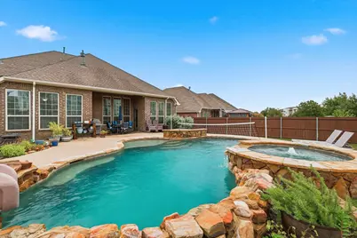 412 Dominion Drive, Euless, TX 76039 - Photo 9