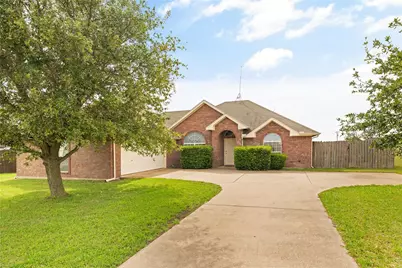 200 Flower Meadows Drive, Waxahachie, TX 75165 - Photo 1