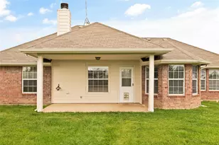 200 Flower Meadows Dr, Waxahachie, TX 75165 - Photo 23