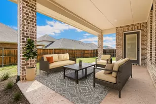 7742 Cooke Dr, Irving, TX 75063 - Photo 11