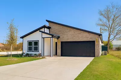 121 Loon Bay Drive, Gun Barrel City, TX 75156 - Photo 1