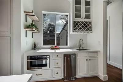 6422 Walnut Hill Lane, Dallas, TX 75230 - Photo 17