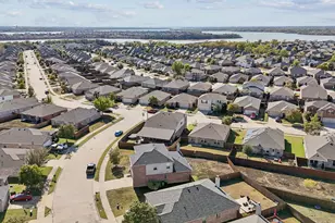 1613 Megan Creek Dr, Little Elm, TX 75068 - Photo 27