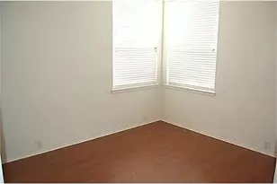 1310 Pinehurst Dr, Lewisville, TX 75077 - Photo 9